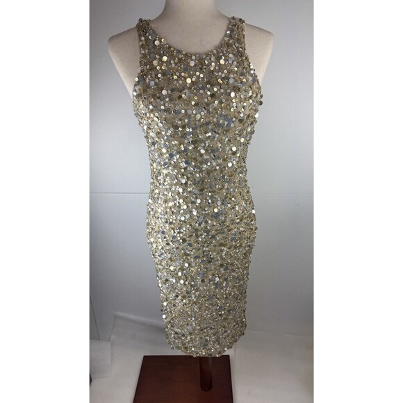 Alice + Olivia Dresses & Skirts - Alice + Olivia $495 Sequined Cocktail Dress Size: 4